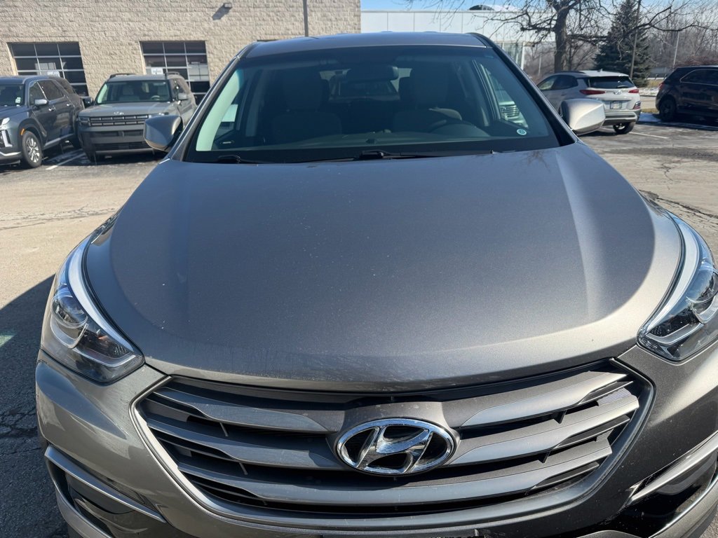 Used 2017 Hyundai Santa Fe Sport image 2