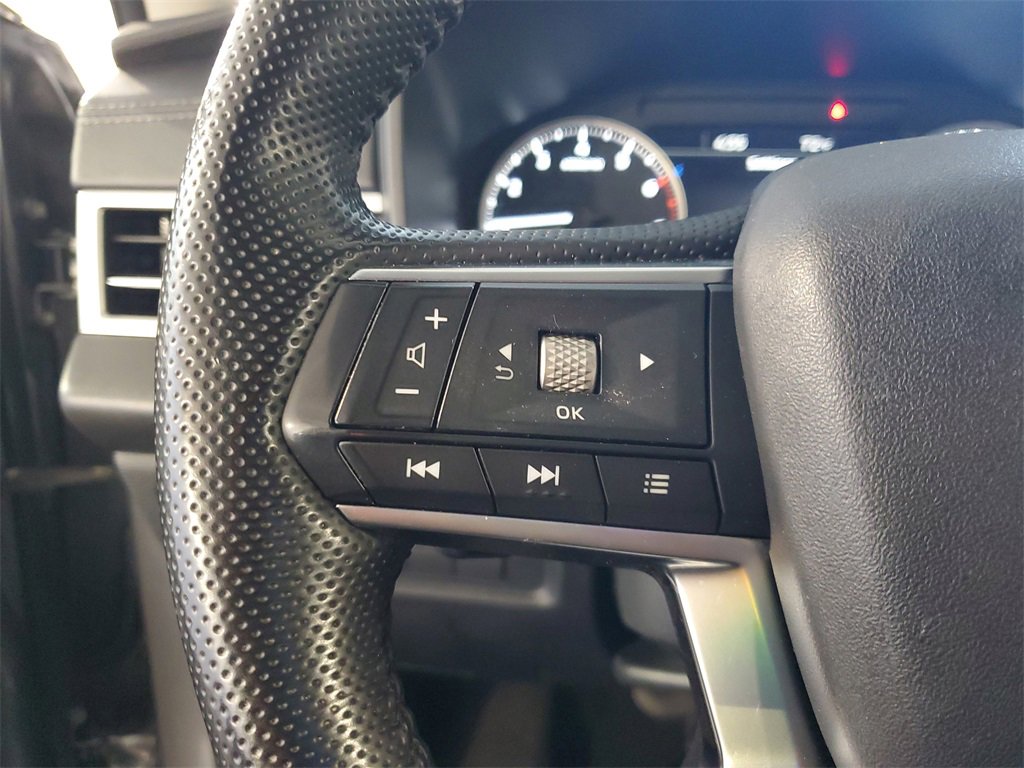 Used 2024 Mitsubishi Outlander SE image 20