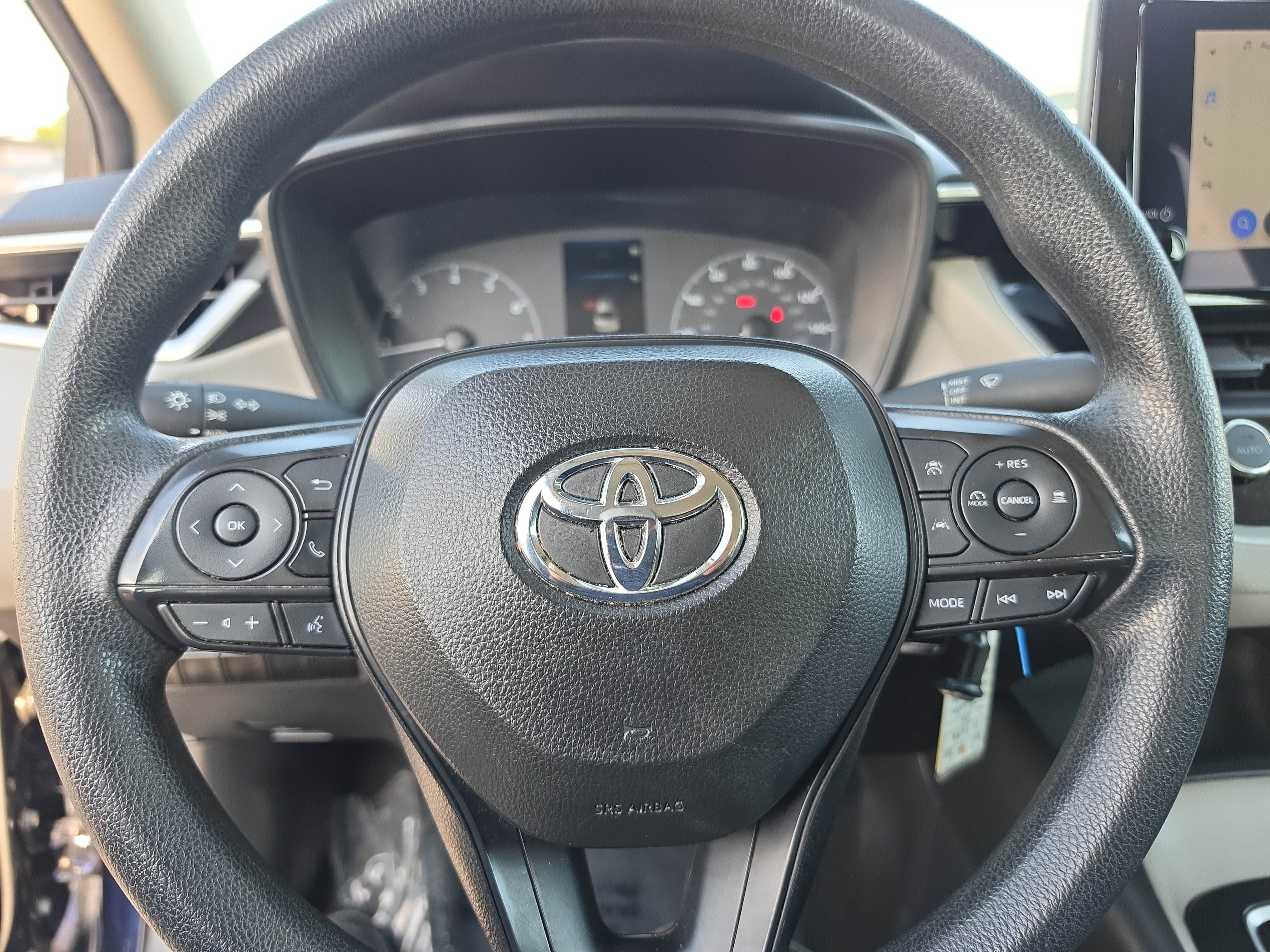 Used 2024 Toyota Corolla LE FWD image 20