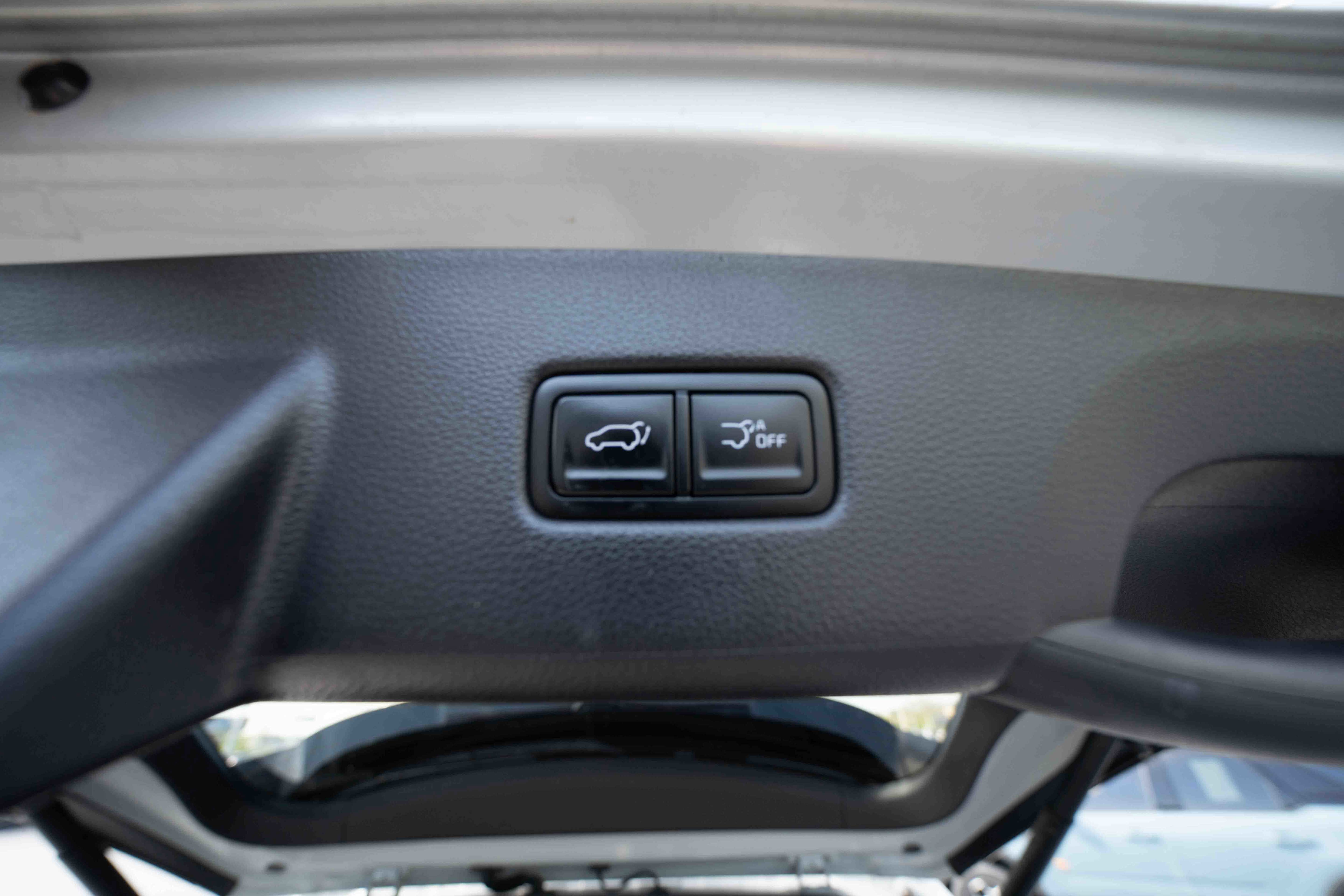 Used 2025 Kia Carnival SX Prestige FWD image 29