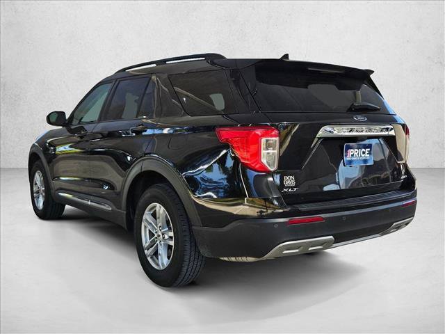 Used 2023 Ford Explorer XLT w/ Equipment Group 202A AWD/4WD image 7