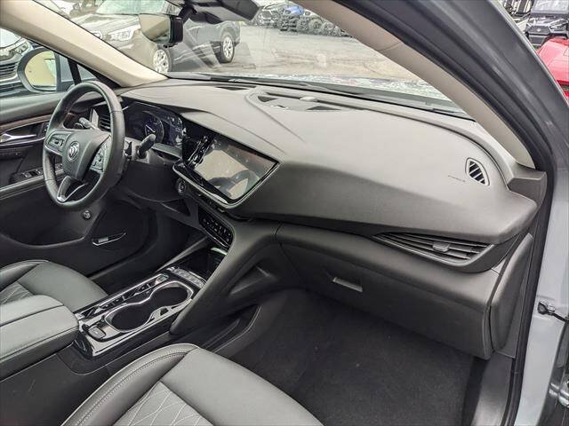 Used 2023 Buick Envision Avenir AWD/4WD image 21