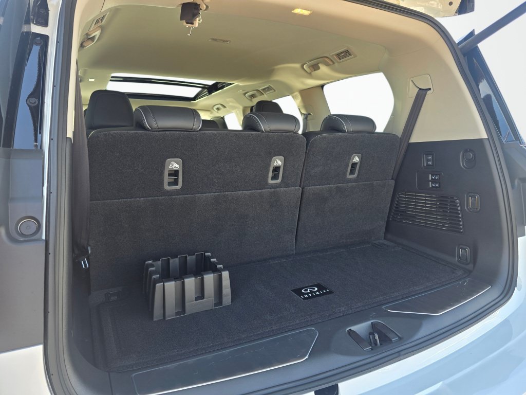 New 2026 INFINITI QX80 Luxe w/ Cargo Package AWD/4WD image 21