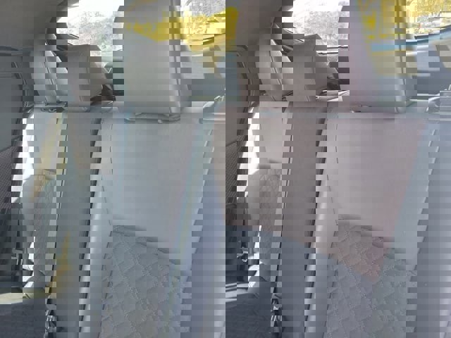 Used 2019 Toyota C-HR Limited image 9