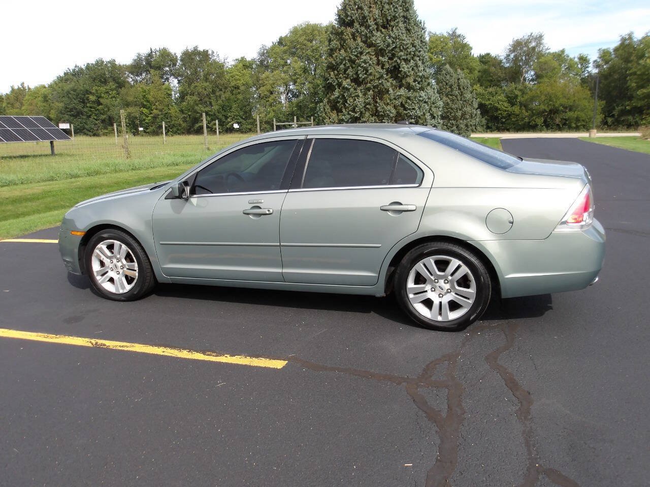 Used 2008 Ford Fusion SEL FWD image 12