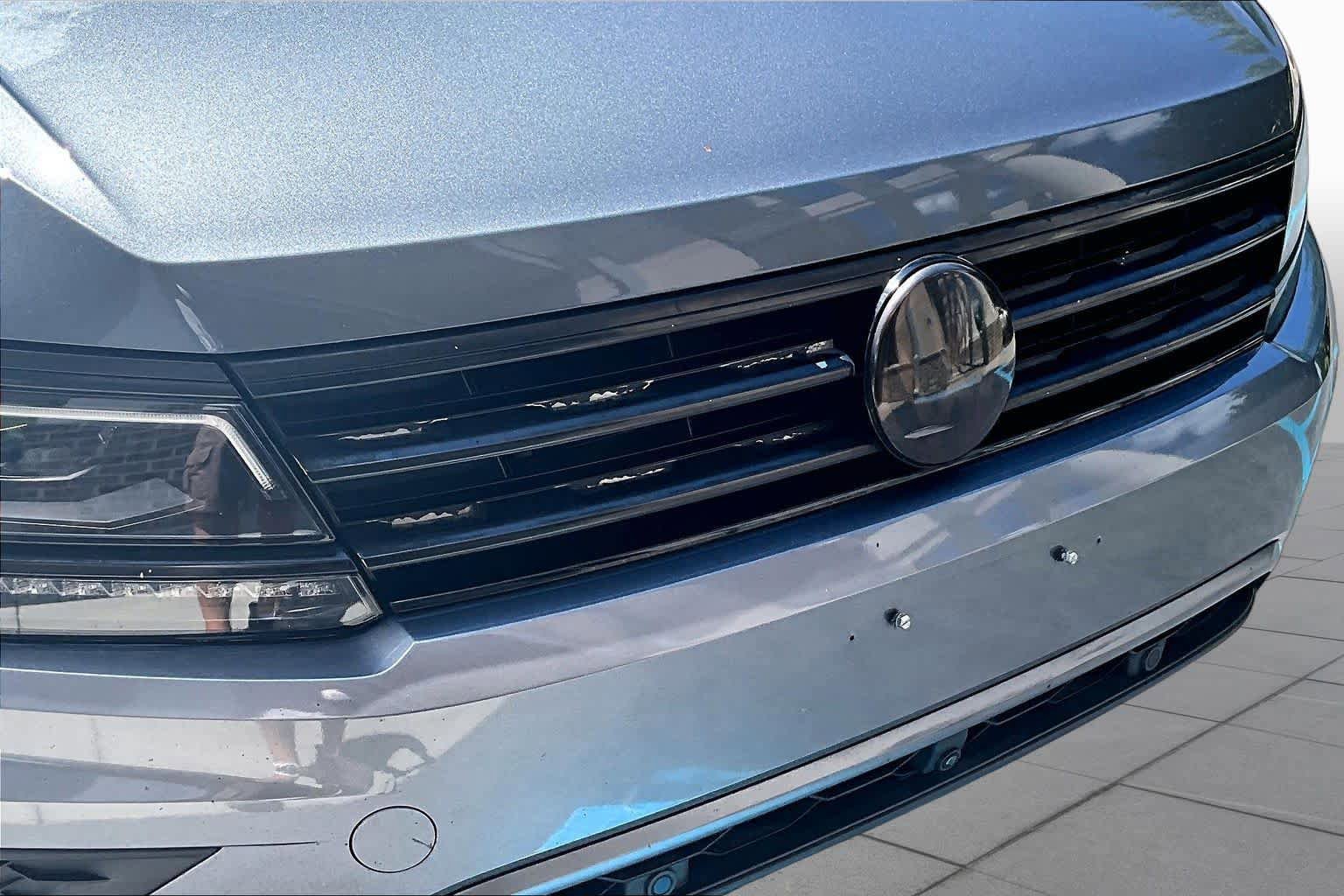 Used 2019 Volkswagen Tiguan SEL Premium AWD/4WD image 30
