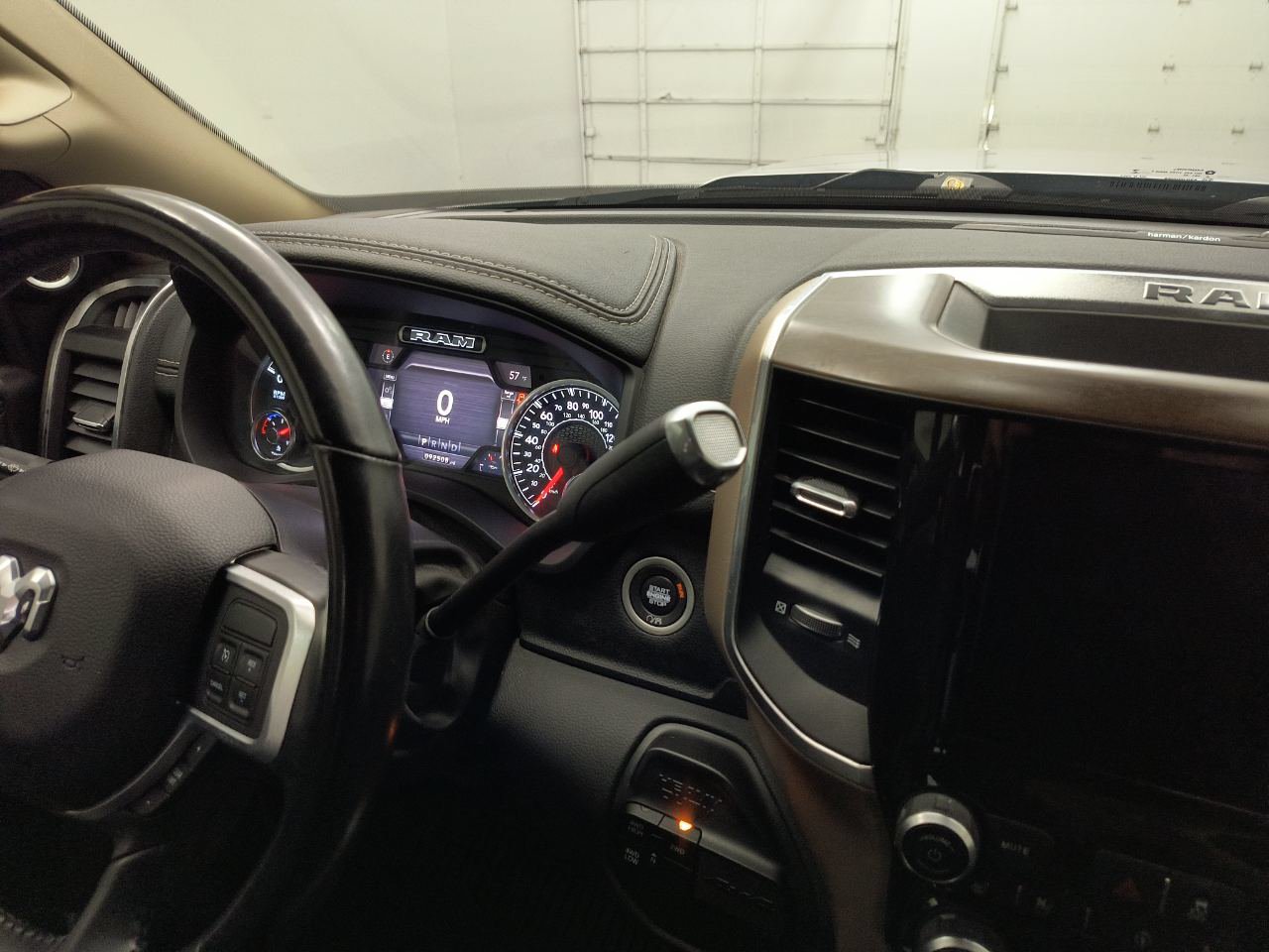 Used 2022 RAM 3500 Laramie AWD/4WD image 21