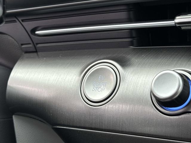 Used 2024 Hyundai Kona SEL image 22