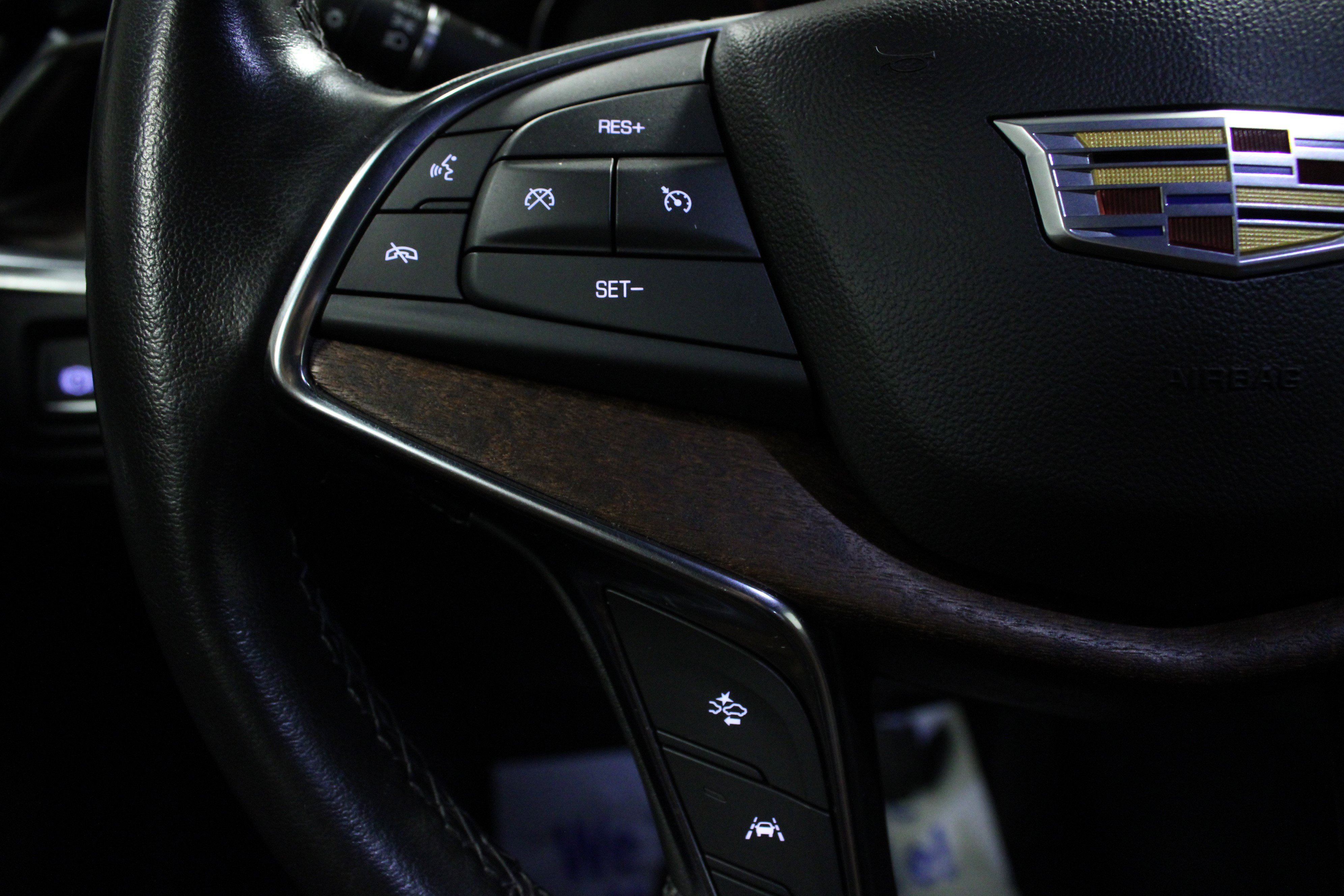 Used 2022 Cadillac XT5 Premium Luxury image 20