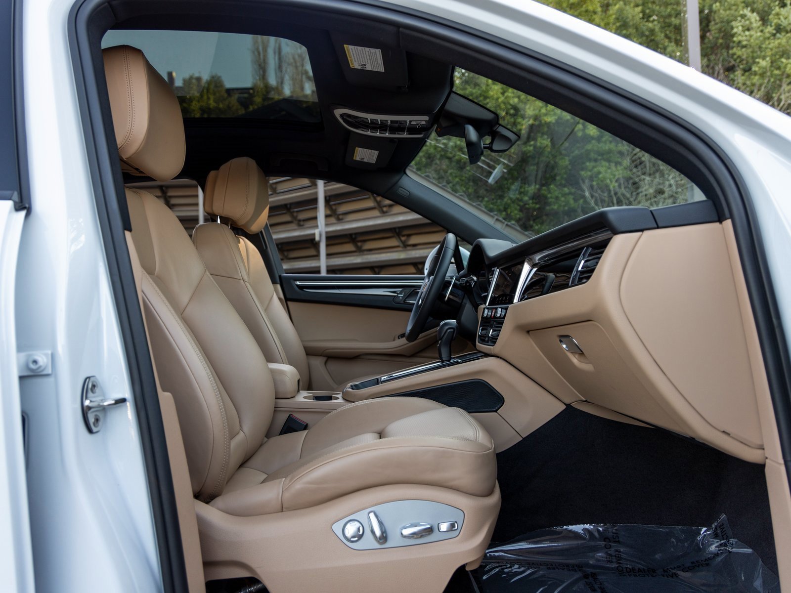 Certified 2023 Porsche Macan S image 53