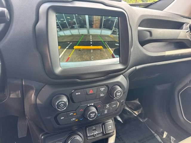 Used 2021 Jeep Renegade Limited AWD/4WD image 9