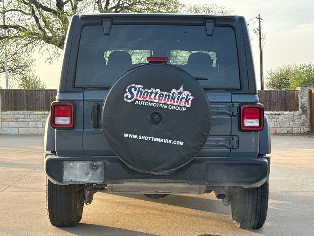 Used 2024 Jeep Wrangler Sport S image 7