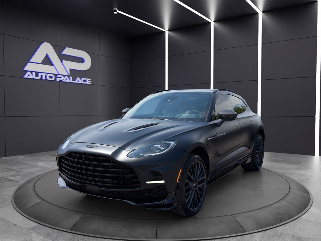 Used 2023 Aston Martin DBX 707 AWD/4WD image 1