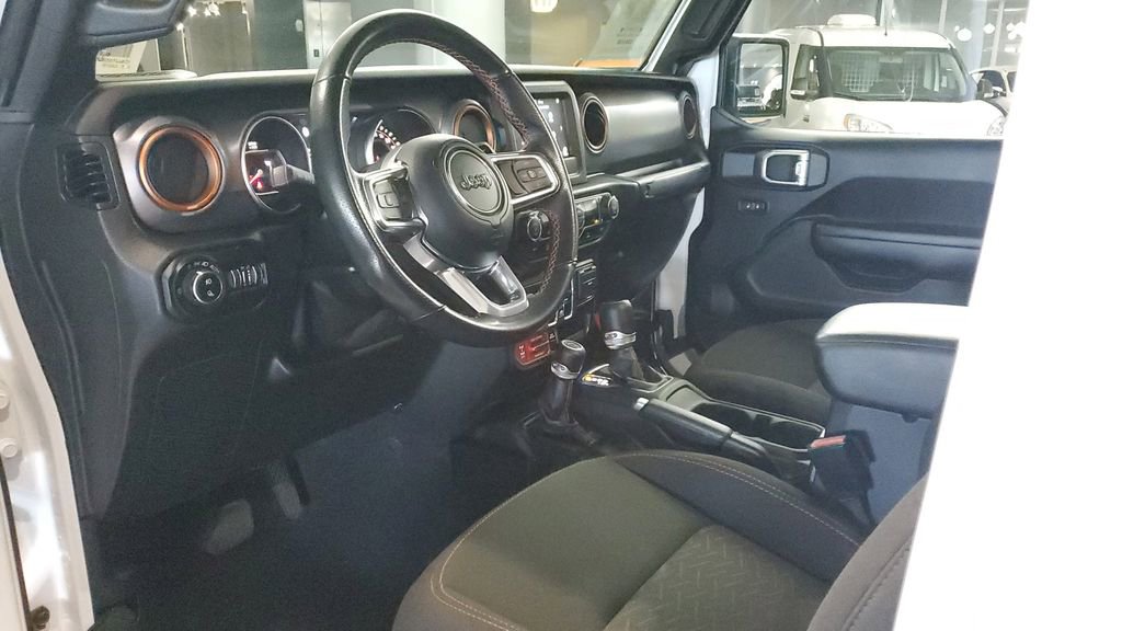 Used 2021 Jeep Gladiator Mojave w/ Trailer Tow Package image 18
