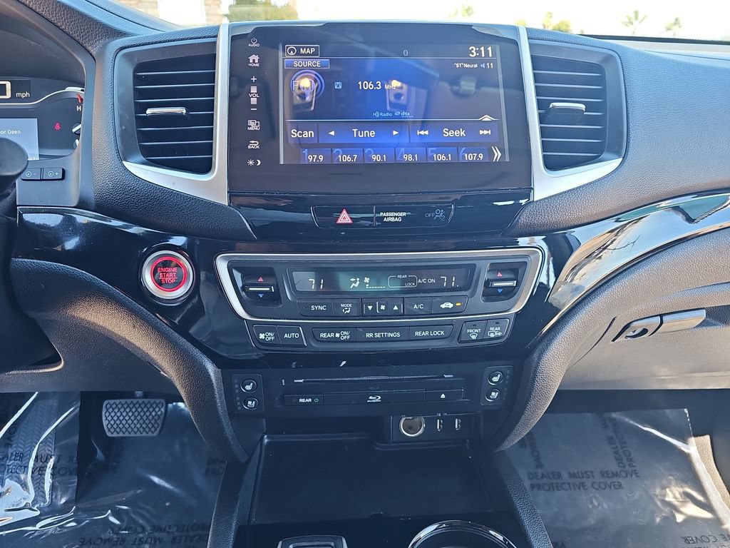 Used 2017 Honda Pilot Elite image 22