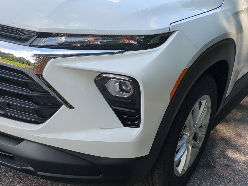 New 2026 Chevrolet TrailBlazer LS w/ LS Convenience Package FWD image 11