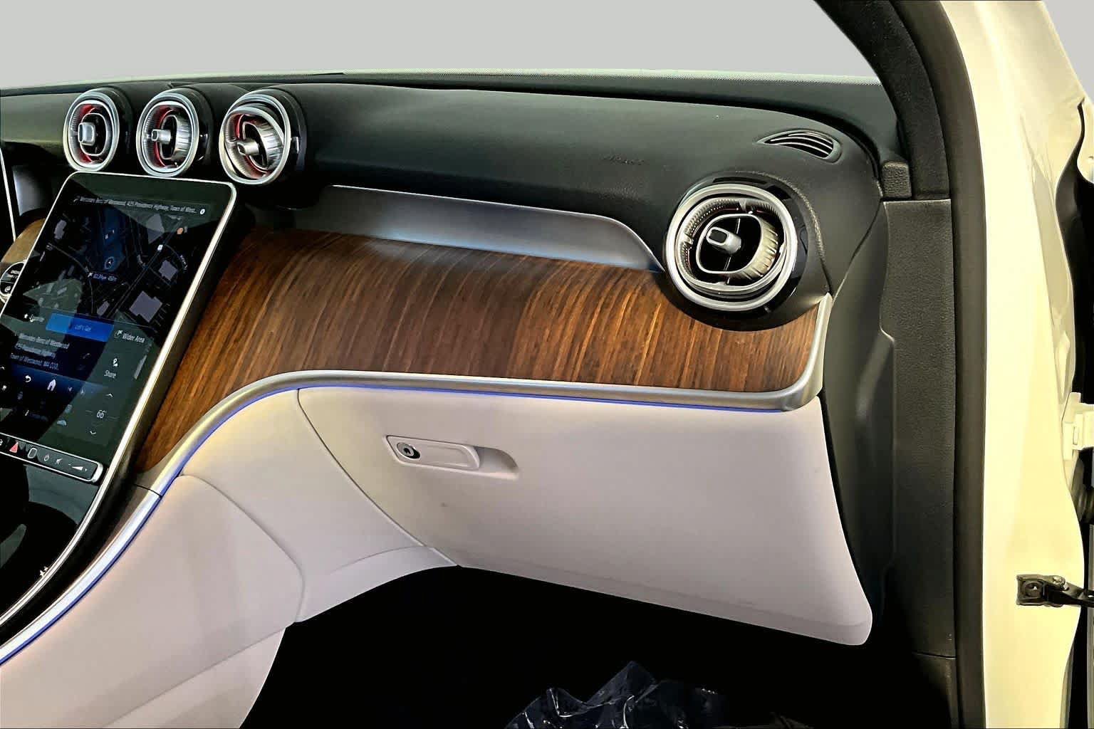 Certified 2026 Mercedes-Benz GLC 300 4MATIC image 19