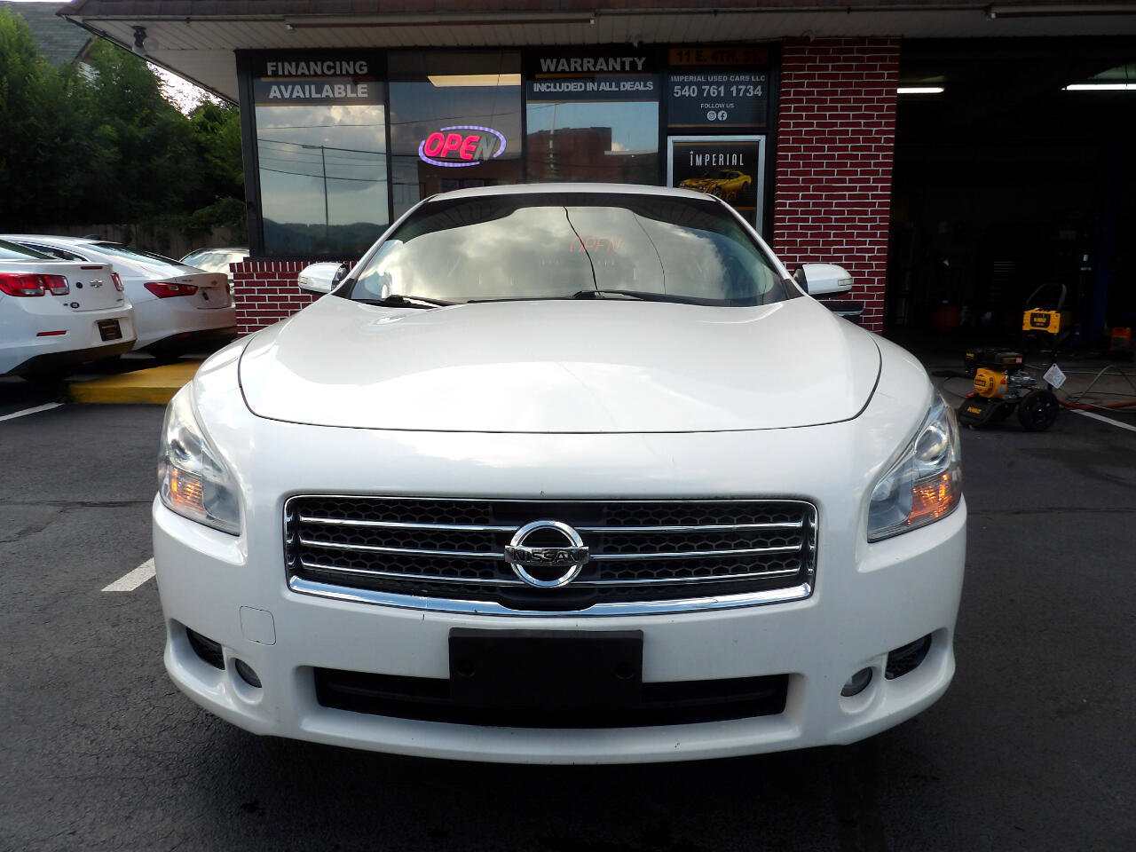 Used 2011 Nissan Maxima 3.5 SV w/ Cold Pkg image 9
