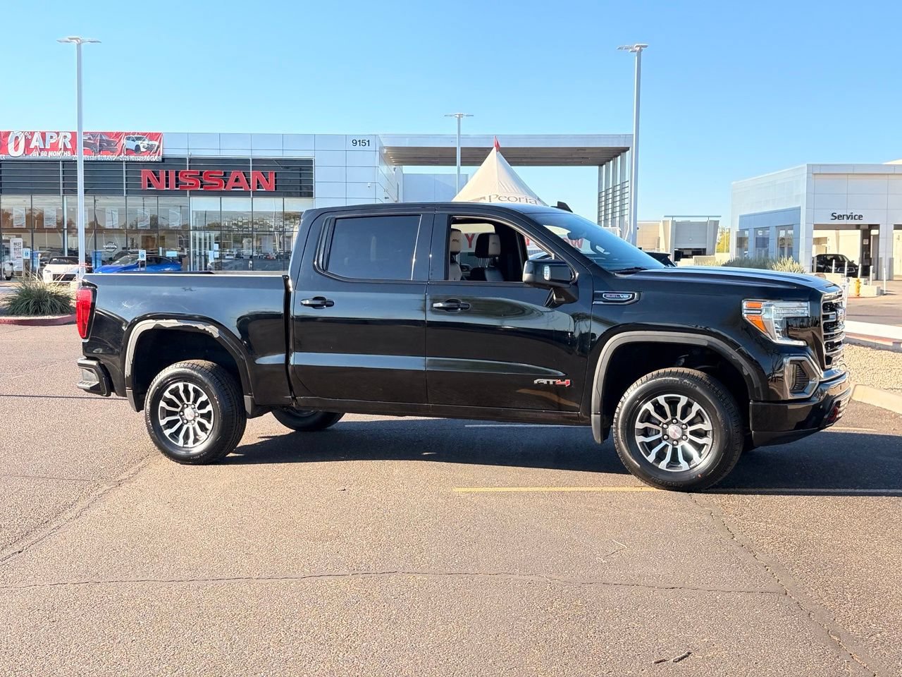 Used 2021 GMC Sierra 1500 AT4 w/ AT4 Value Package AWD/4WD image 9