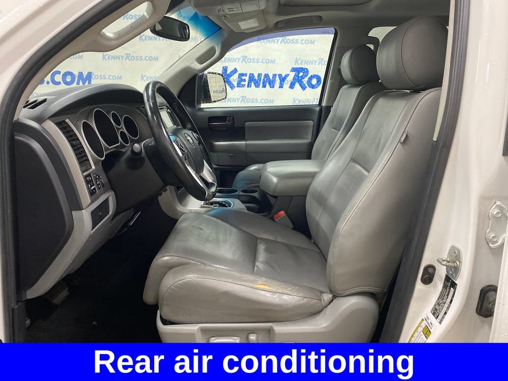 Used 2015 Toyota Sequoia SR5 w/ Premium Package AWD/4WD image 8