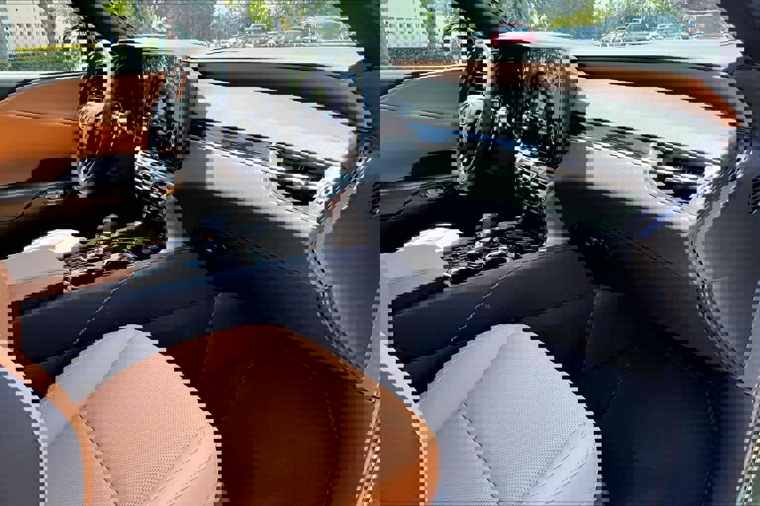 Used 2025 Lexus RX 350 FWD w/ Technology Package image 19