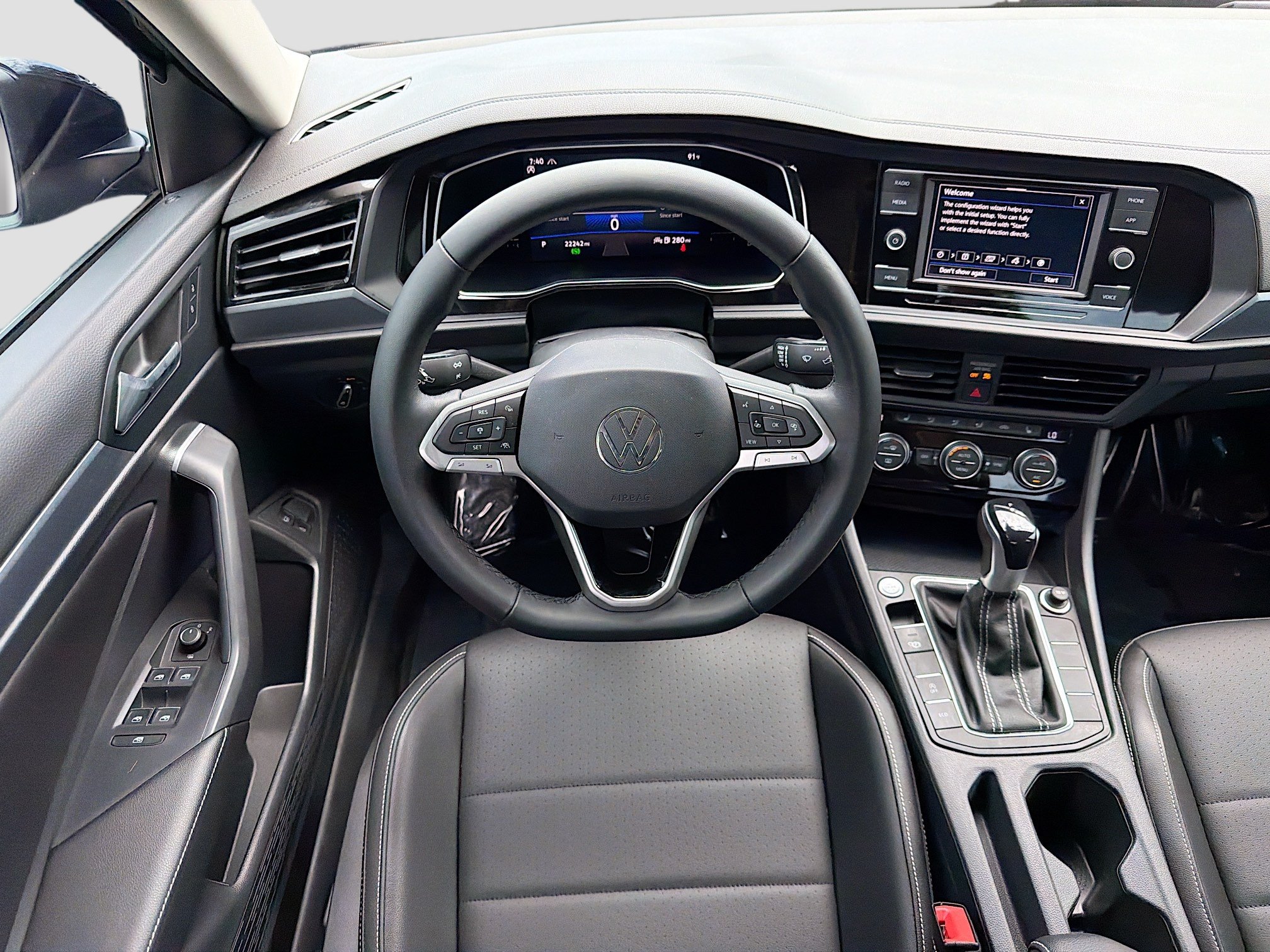 Used 2022 Volkswagen Jetta SE FWD image 15
