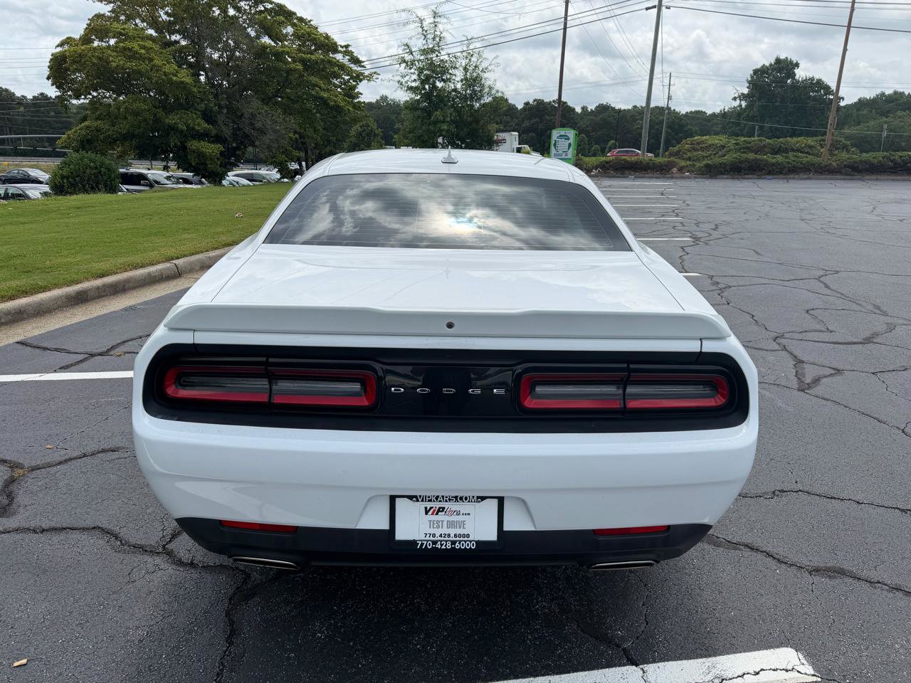 Used 2021 Dodge Challenger SXT RWD image 6