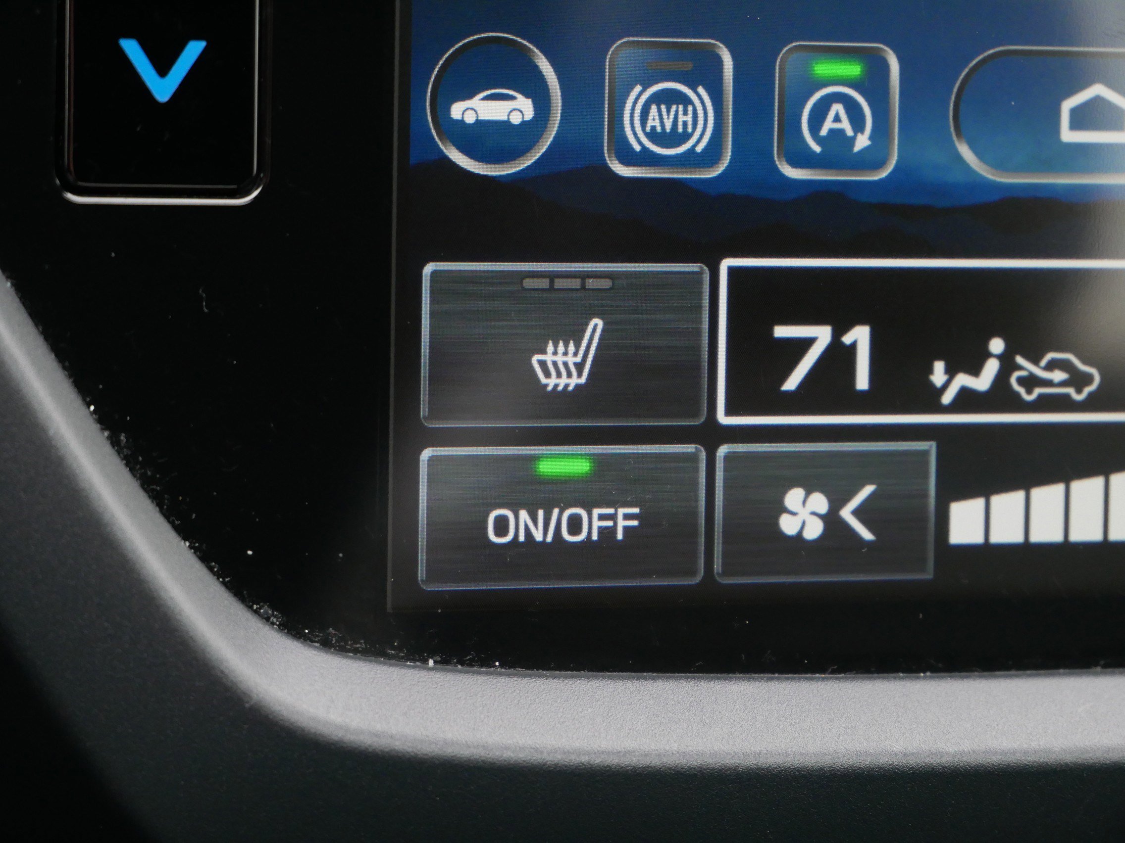 Used 2025 Subaru Forester Limited image 31