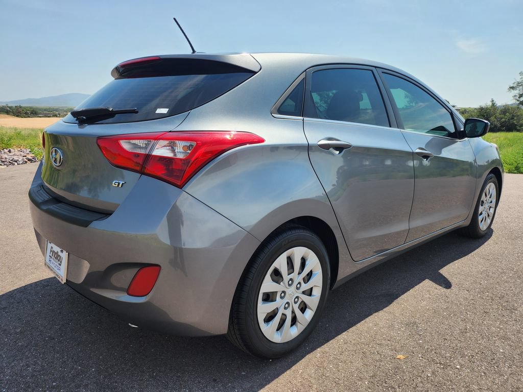 Used 2016 Hyundai Elantra GT FWD image 5