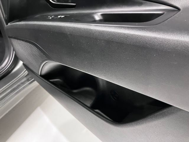 Used 2025 Hyundai Elantra Sport image 31