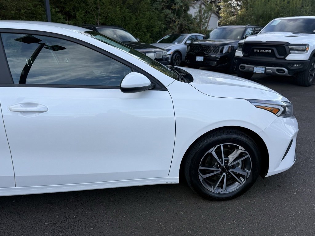 Used 2022 Kia Forte LXS image 12