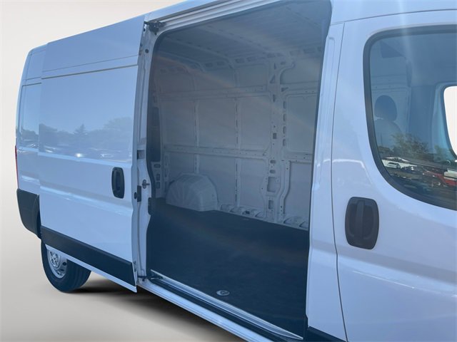 Used 2023 RAM ProMaster 2500 image 13