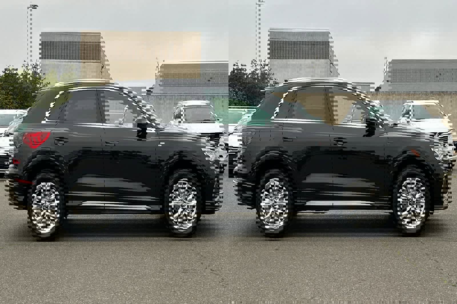 Used 2023 Audi Q3 2.0T Premium image 6