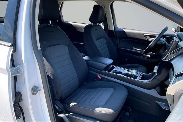 Used 2021 Ford Edge SE FWD image 26