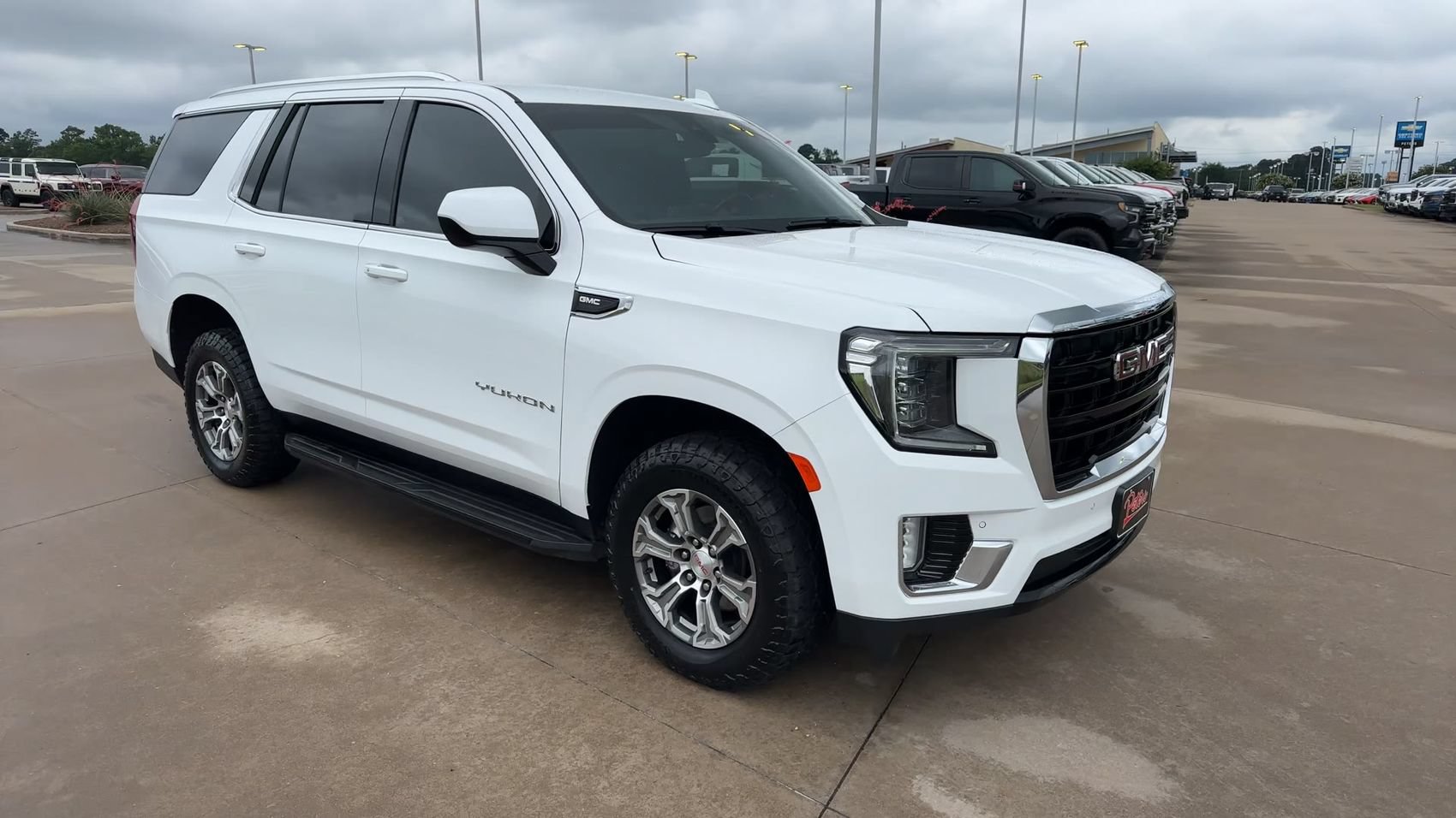 Used 2021 GMC Yukon SLE AWD/4WD image 9