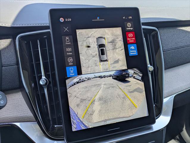 New 2026 Volvo XC90 B6 Plus w/ Protection Package AWD/4WD image 9