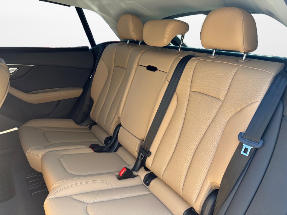 New 2026 Audi Q8 Premium Plus image 12