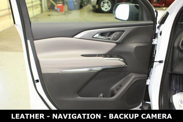 New 2025 Chevrolet Traverse LT w/ Driver Confidence Package image 13