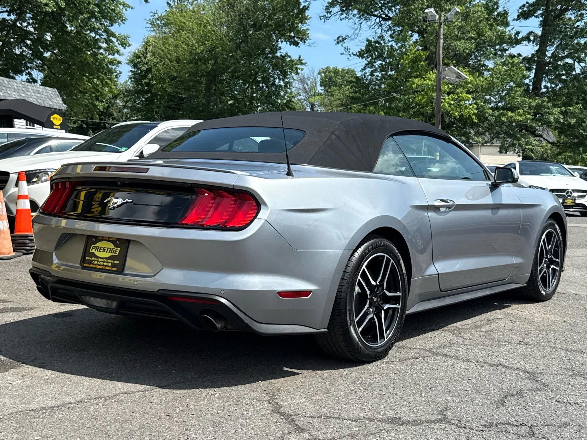 Used 2022 Ford Mustang Premium image 12