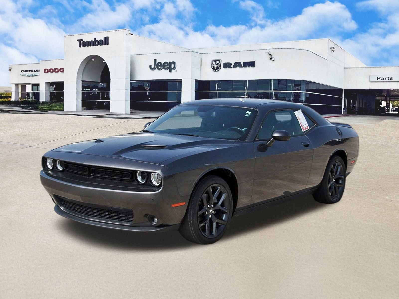 Used 2023 Dodge Challenger SXT w/ Blacktop Package image 3