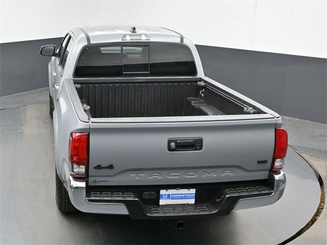 Used 2020 Toyota Tacoma SR5 image 34