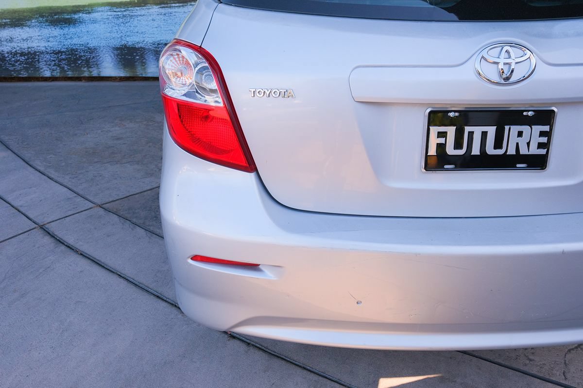 Used 2009 Toyota Matrix FWD image 33