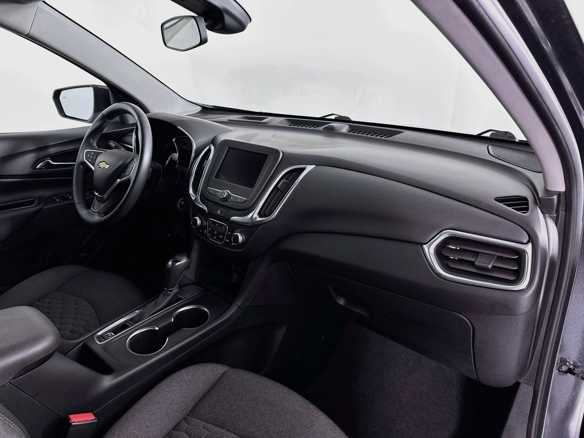 Used 2020 Chevrolet Equinox LT FWD image 27