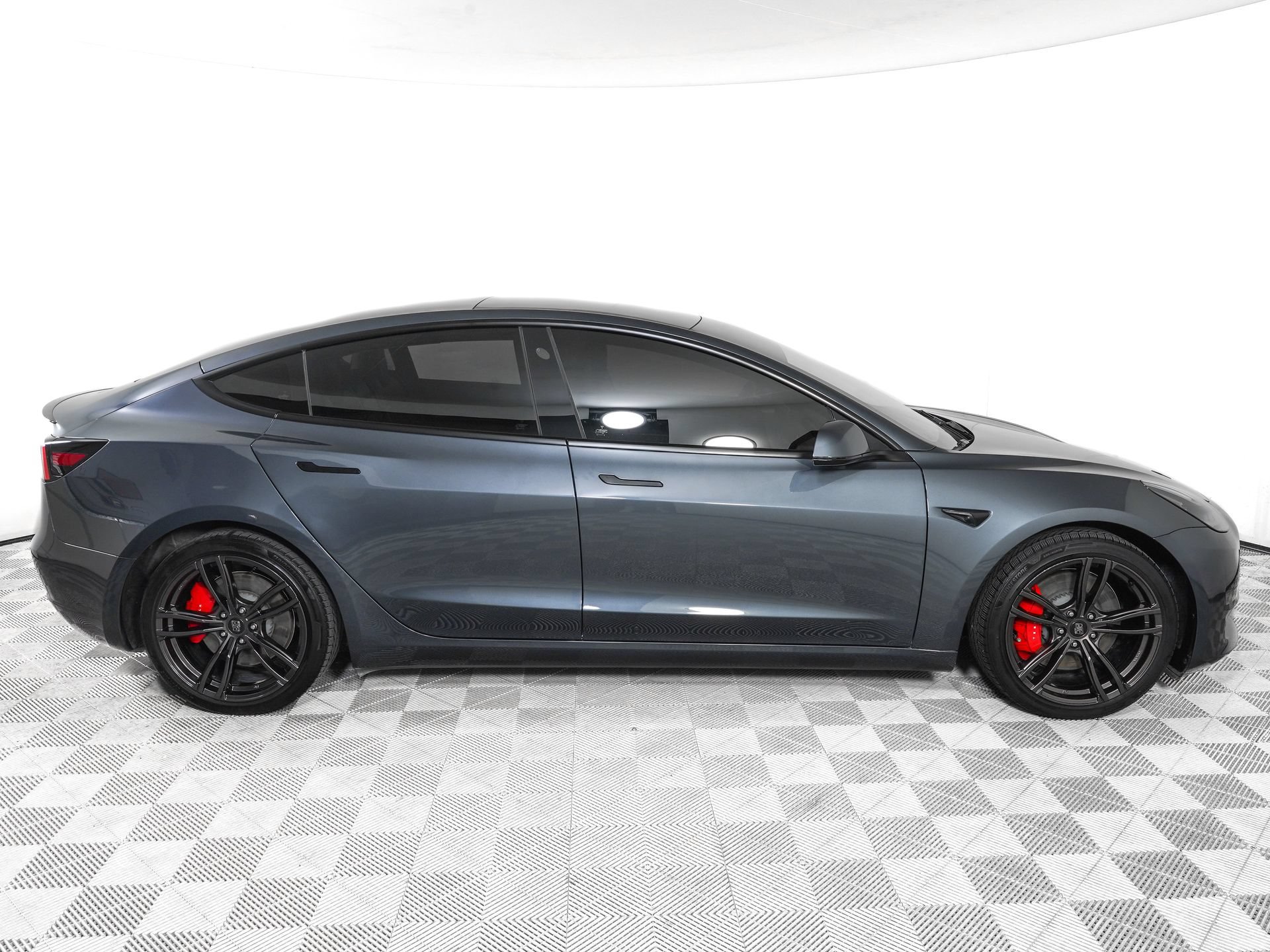 Used 2023 Tesla Model 3 Performance AWD/4WD image 3