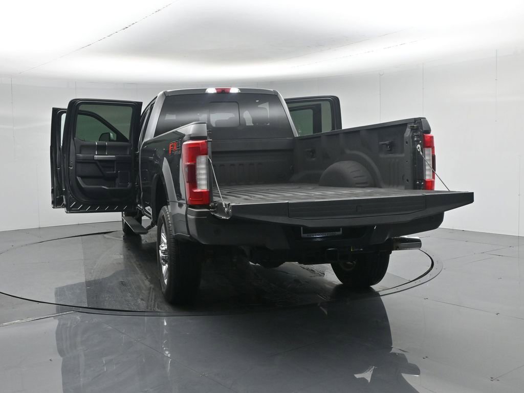 Certified 2018 Ford F350 Platinum w/ Platinum Ultimate Package image 46