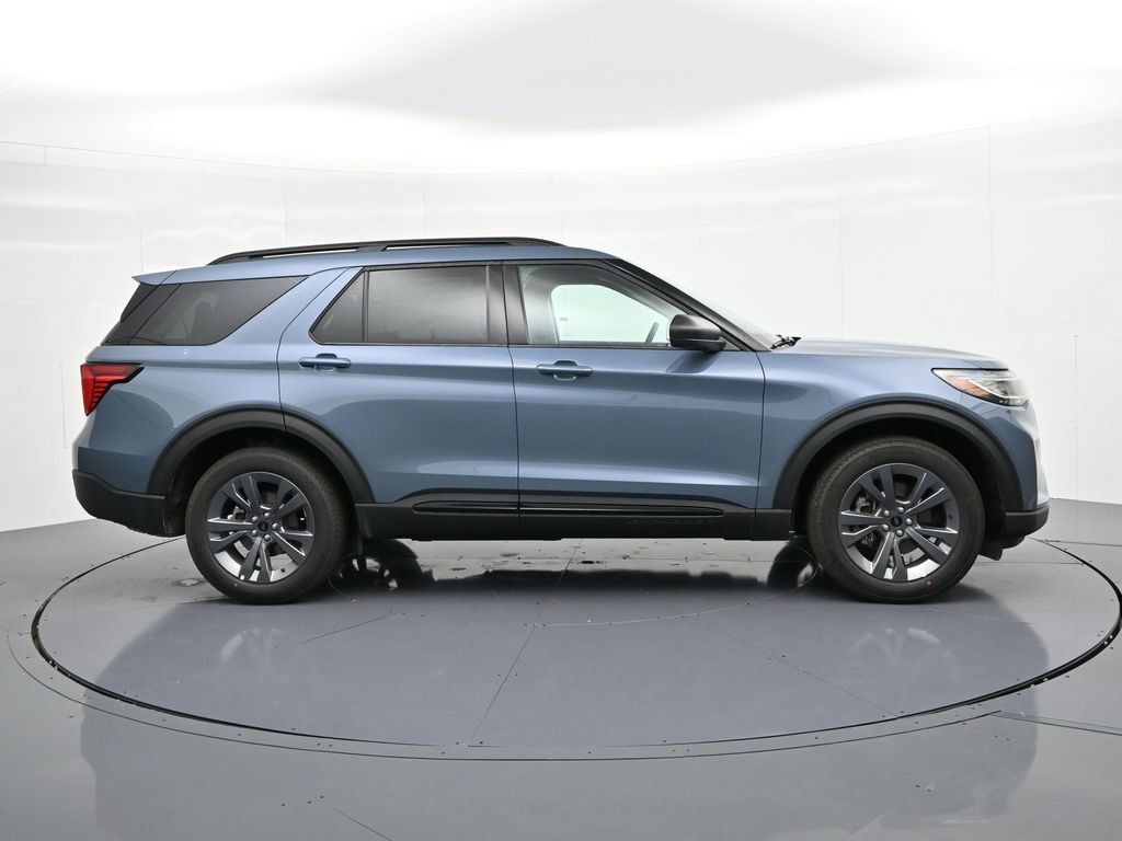 New 2026 Ford Explorer Active w/ Active Comfort Package AWD/4WD image 5