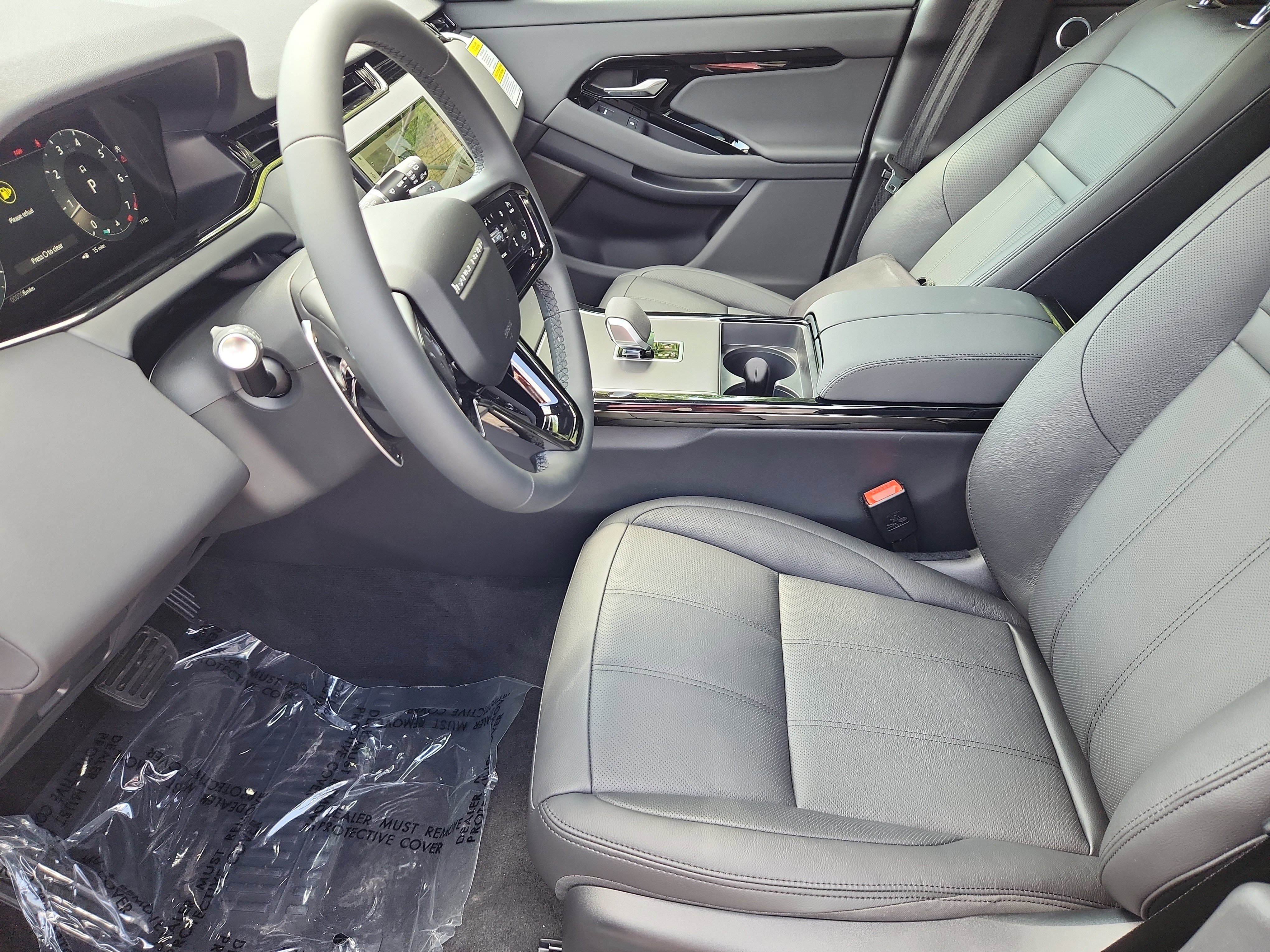 Used 2026 Land Rover Range Rover Evoque S image 23