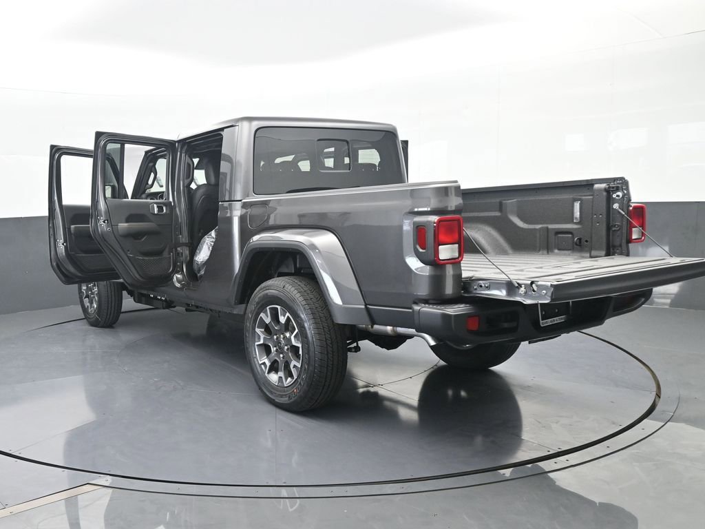 New 2026 Jeep Gladiator Sahara image 70