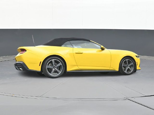 Used 2024 Ford Mustang Premium RWD image 43