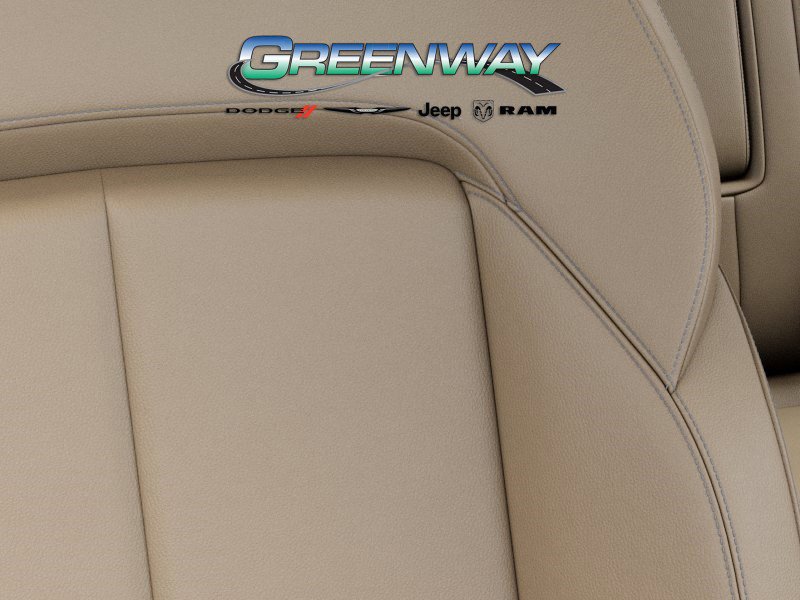 New 2025 Jeep Grand Cherokee Limited w/ Black Appearance Package image 20